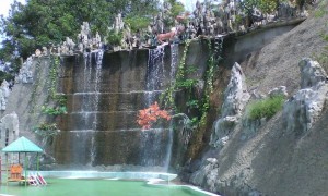 khoáng nóng thanh thủy